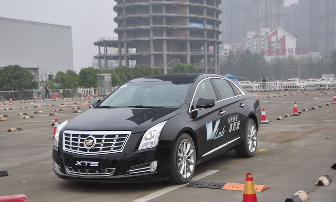 江律南京安吉明杰4S店周年庆活动案例